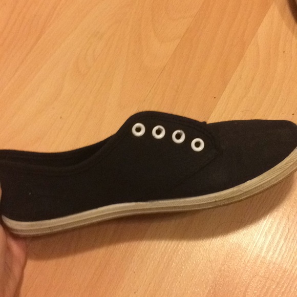 Ardene shoes - Picture 2 of 2